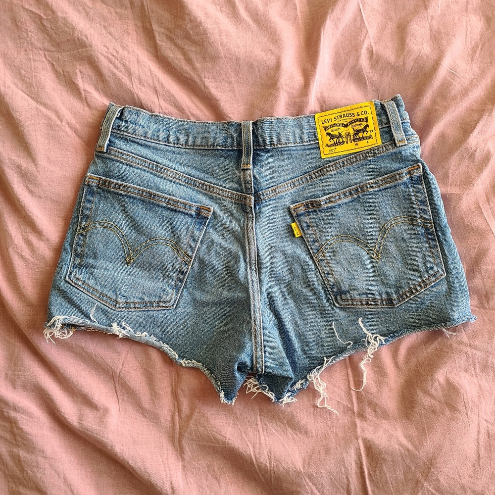 LEVI 501 Snoopy Shorts